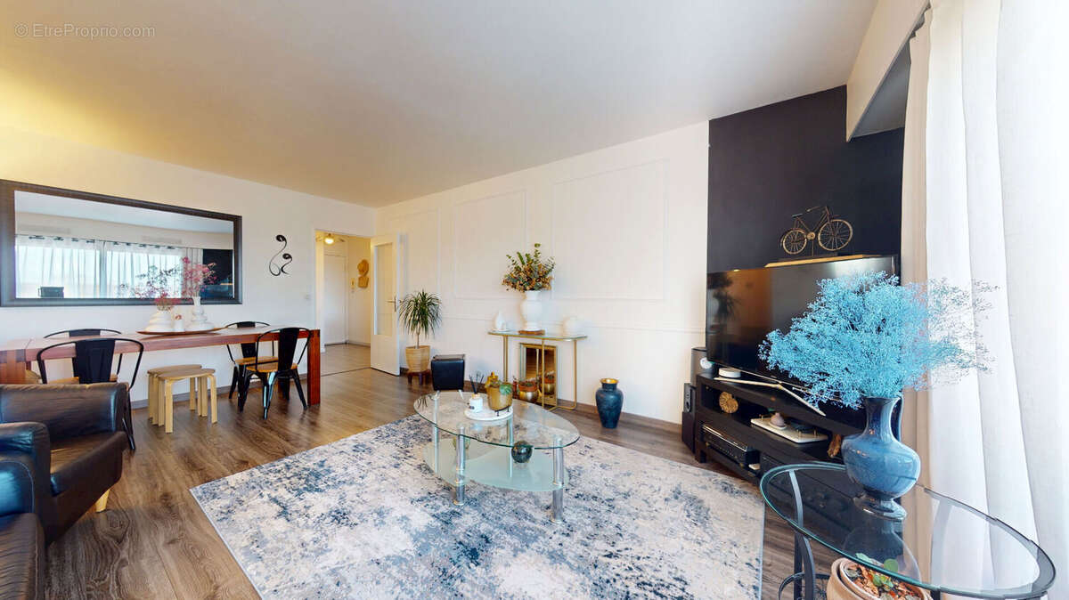 Appartement à ROISSY-EN-BRIE