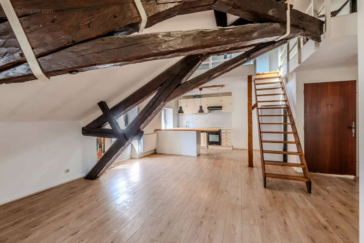 Appartement à EVIAN-LES-BAINS