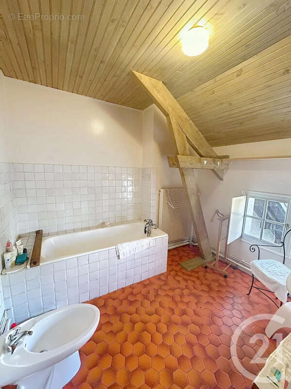 Maison 188 m² à Epinal  - photo 8