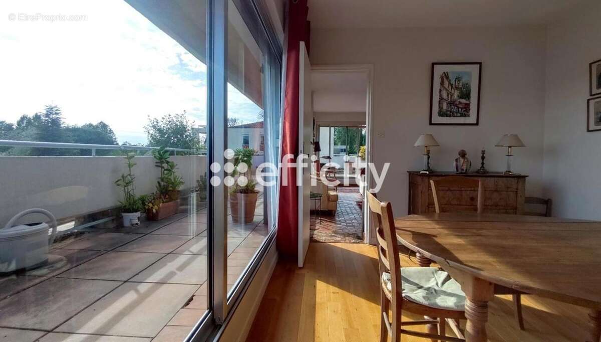 Appartement à AIX-EN-PROVENCE