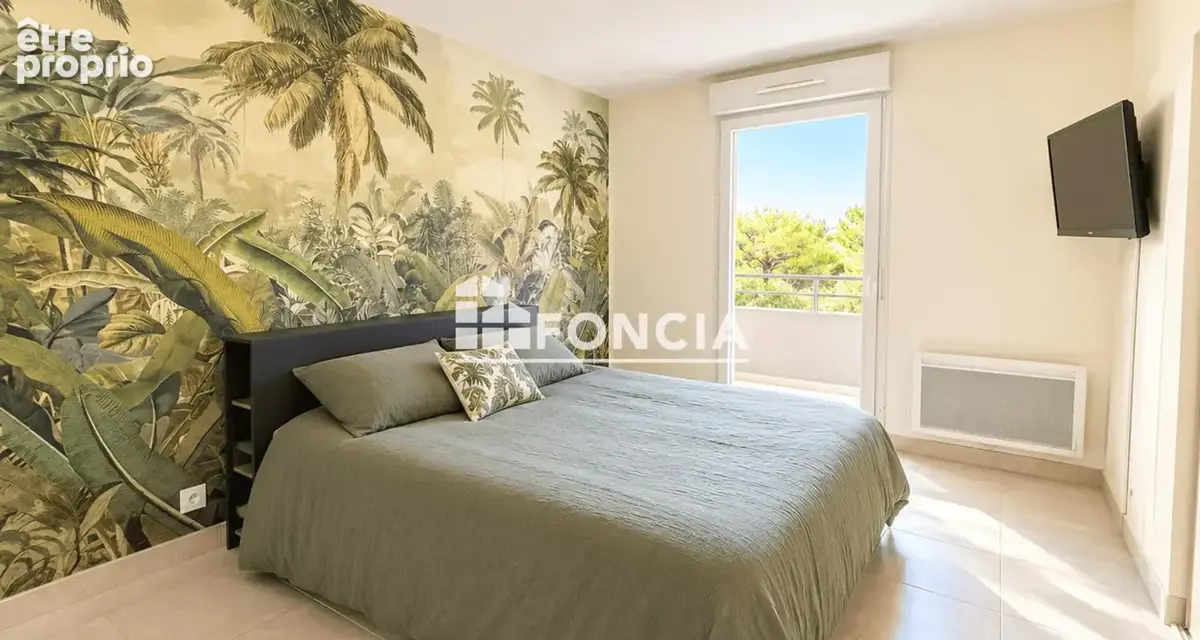 Exclusivité fréjus, grand 2 pièces avec spacieuse terrasse et garage ferme - photo 6