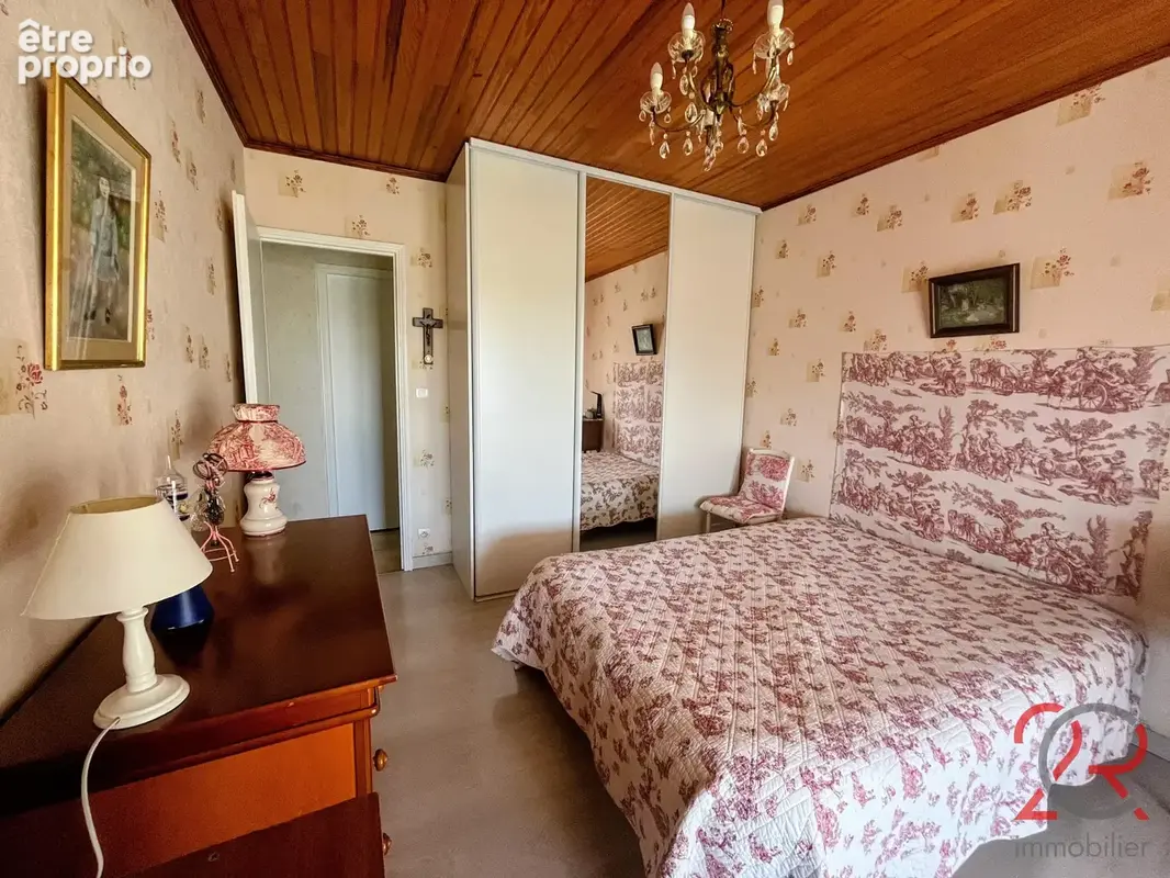 Charmante maison de plain-pied 4 chambres et un bureau - photo 8