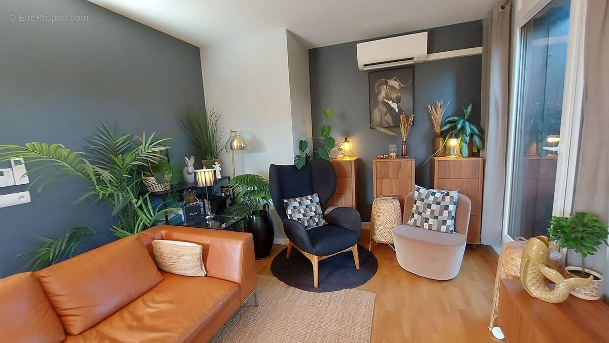 Appartement à VERSAILLES