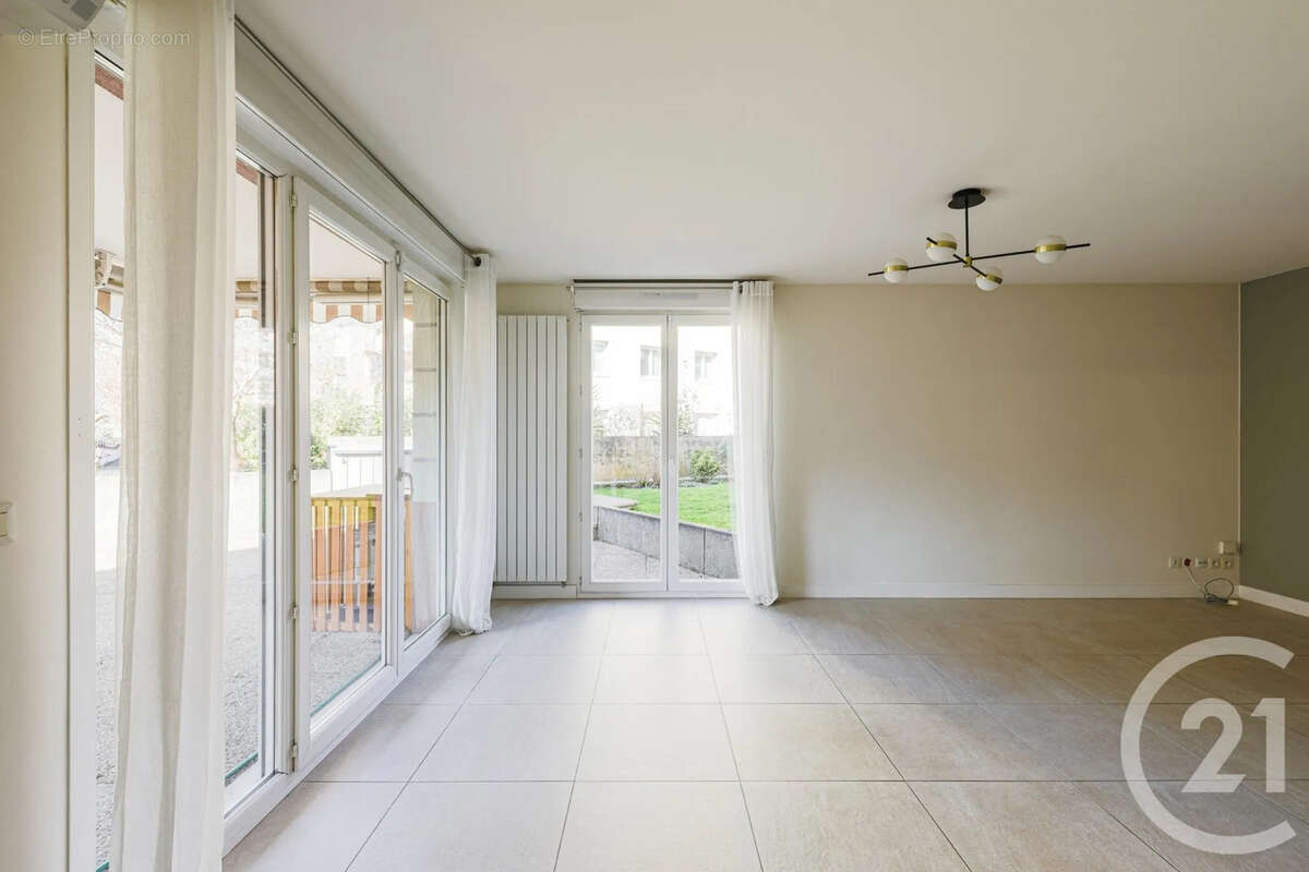 Appartement à ECHIROLLES