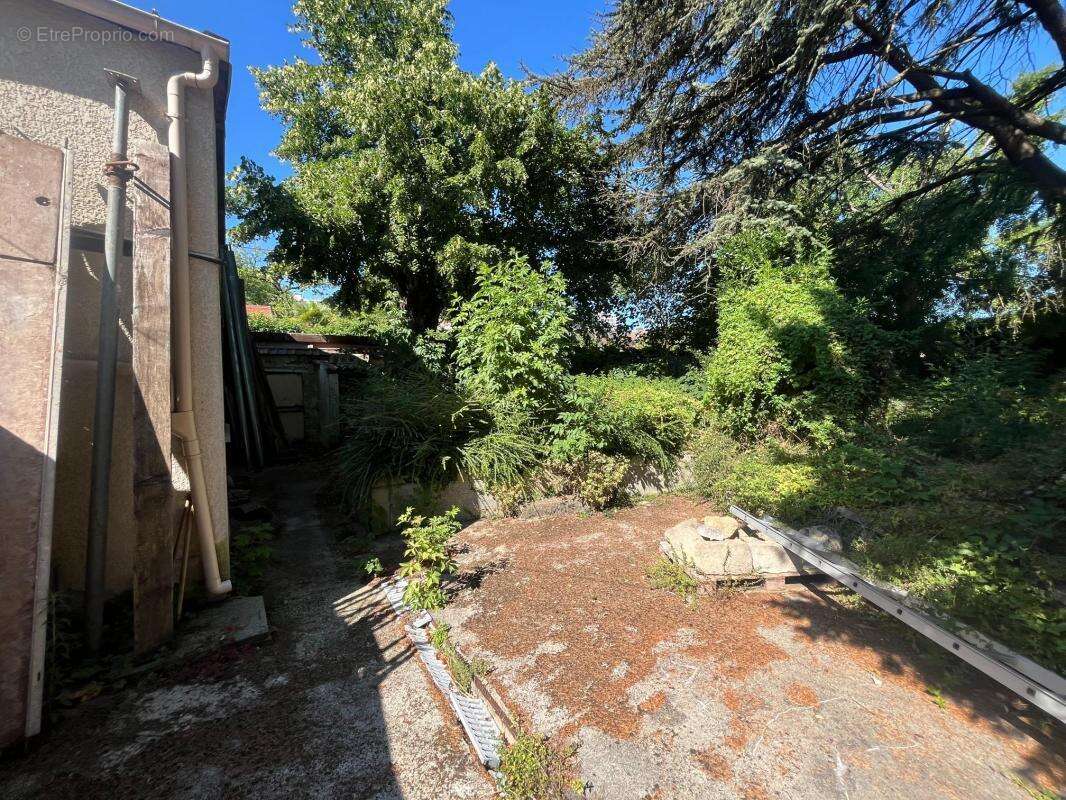 Maison à SAINT-OUEN-L'AUMONE