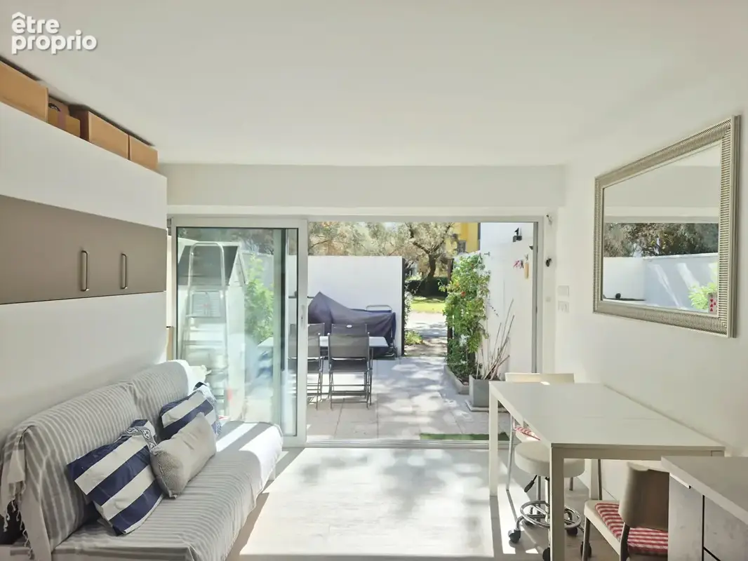 Villa en copropriété en 2ème ligne avec parking. - photo 7