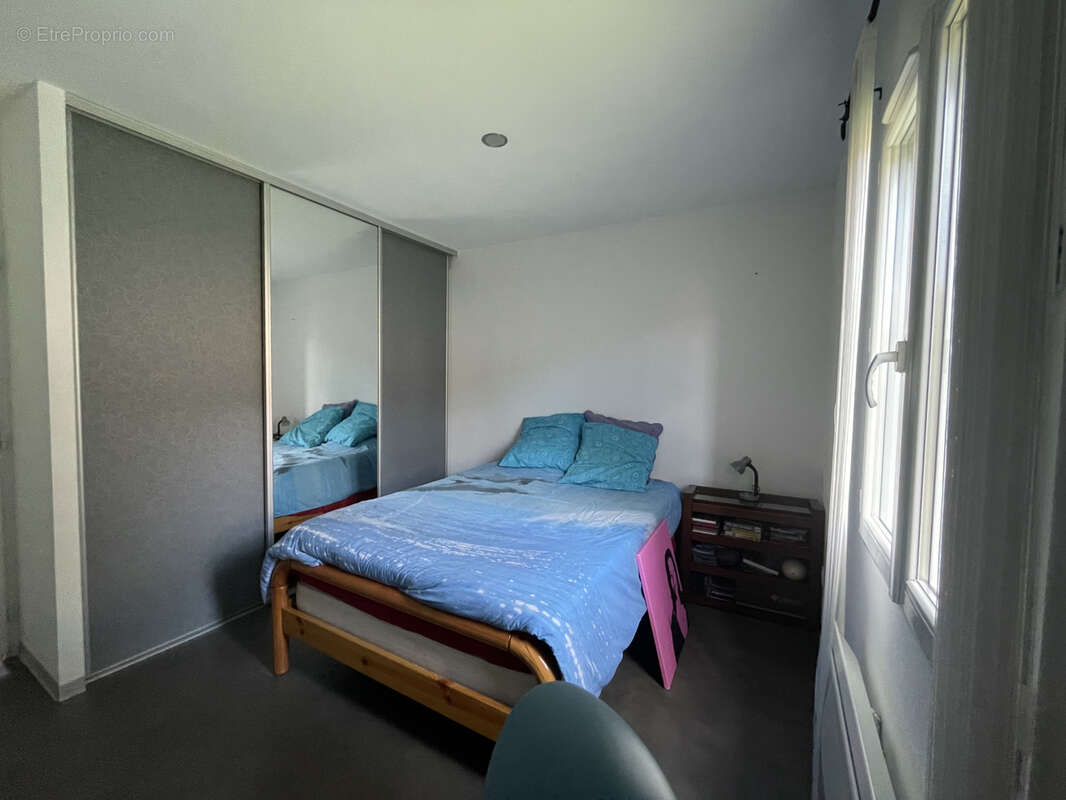 Maison à LA CALMETTE