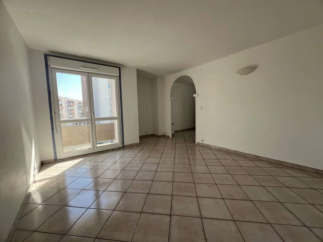 Appartement à MONTELIMAR