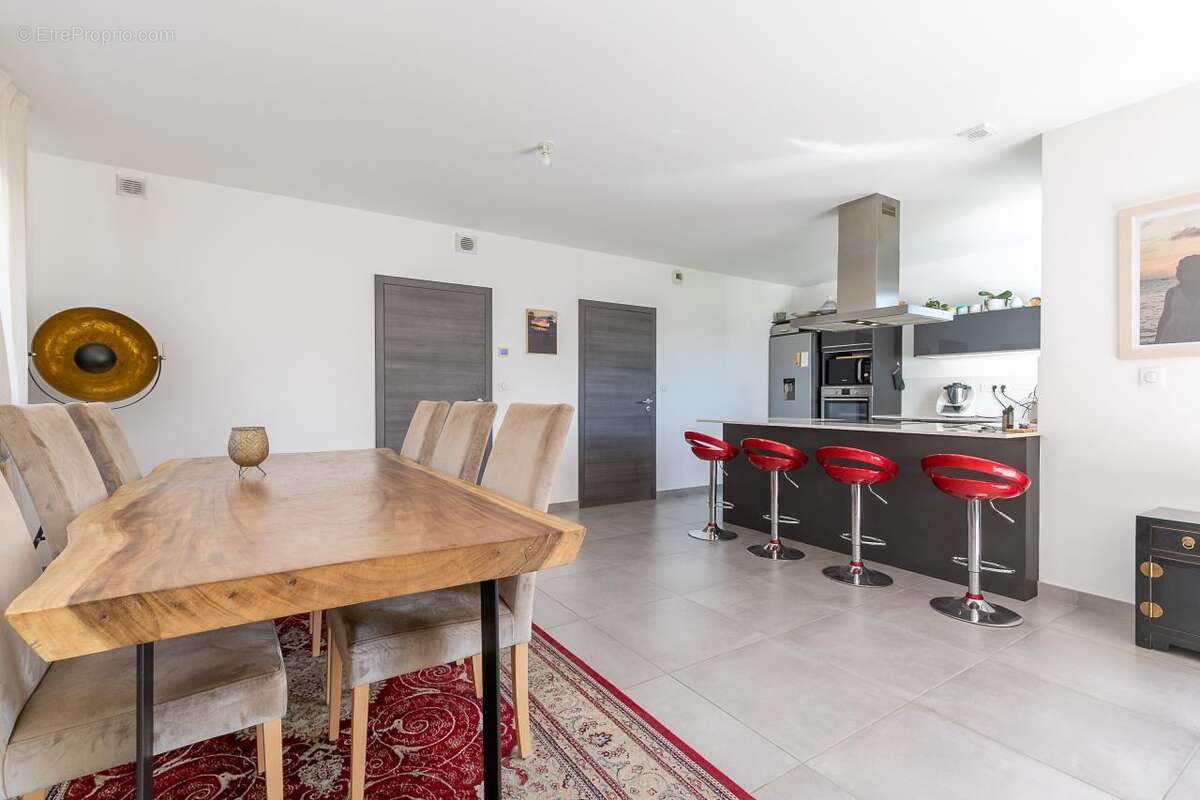 Maison à VELARS-SUR-OUCHE