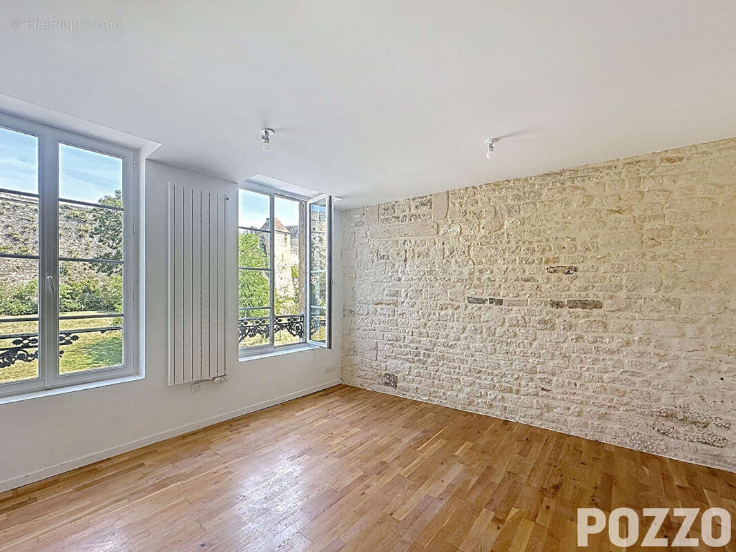 Studio Caen avec vue château 29.62 m2 - photo 2