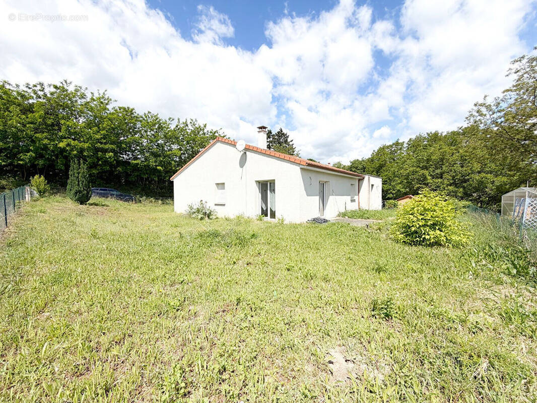 Maison à PONT-DU-CHATEAU