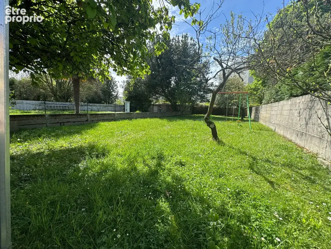 LE BLANC-MESNIL SUD : plain-pied avec près de 500 m² terrain & accès véhiculesl ! - photo 12