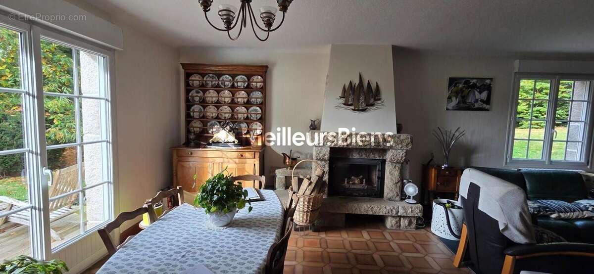 Maison à PLOUEZOC&#039;H