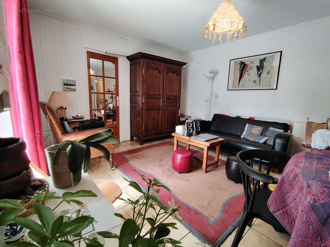 Appartement à HEROUVILLE-SAINT-CLAIR