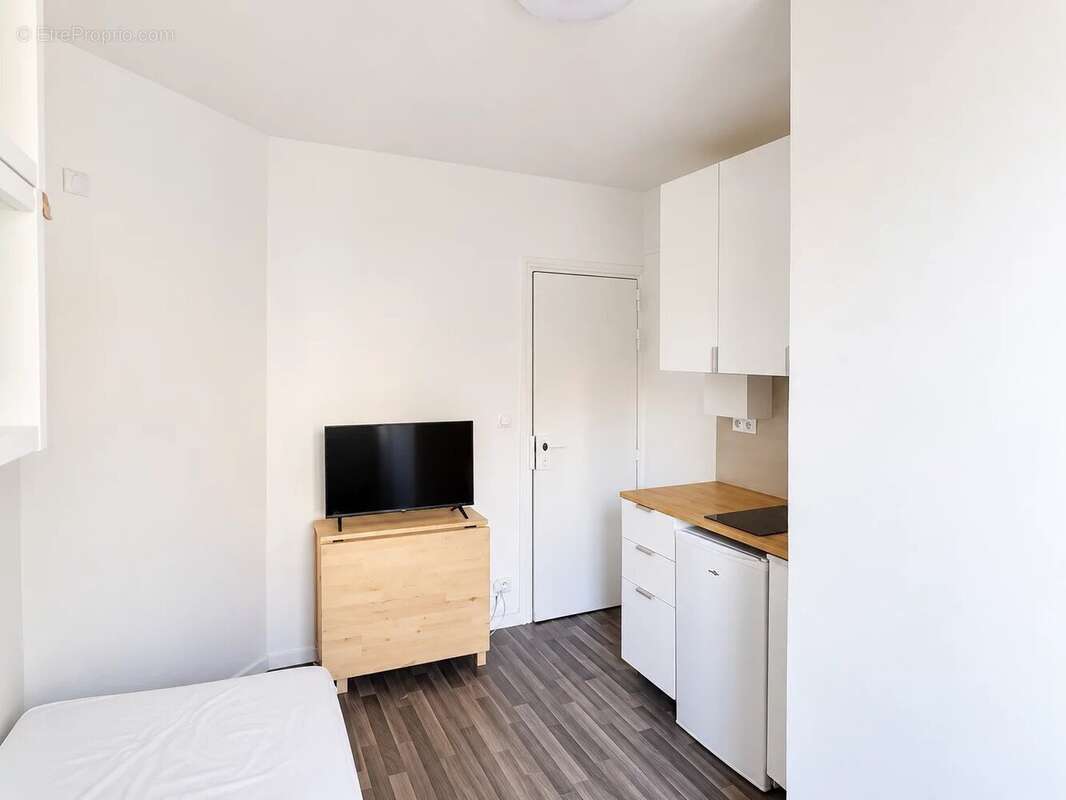 Appartement à PARIS-14E