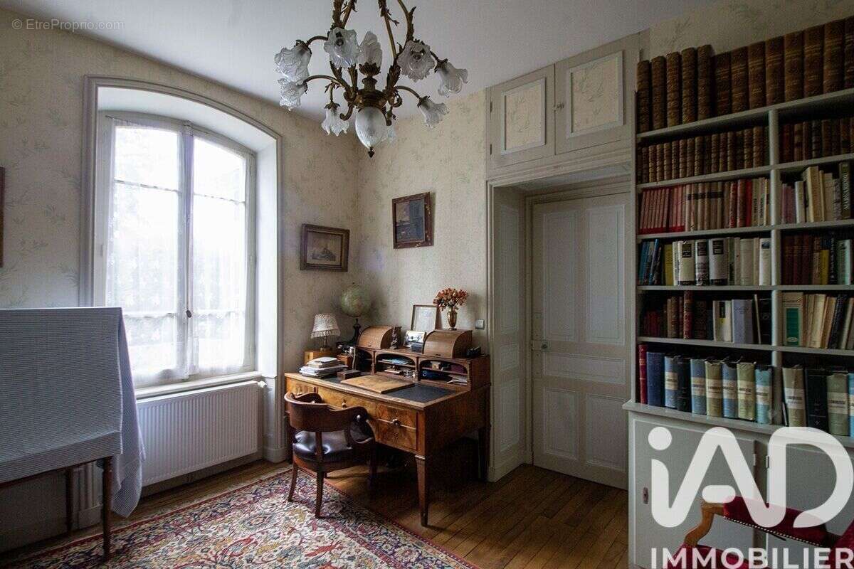 Maison 345 m² à Ambert  - photo 9