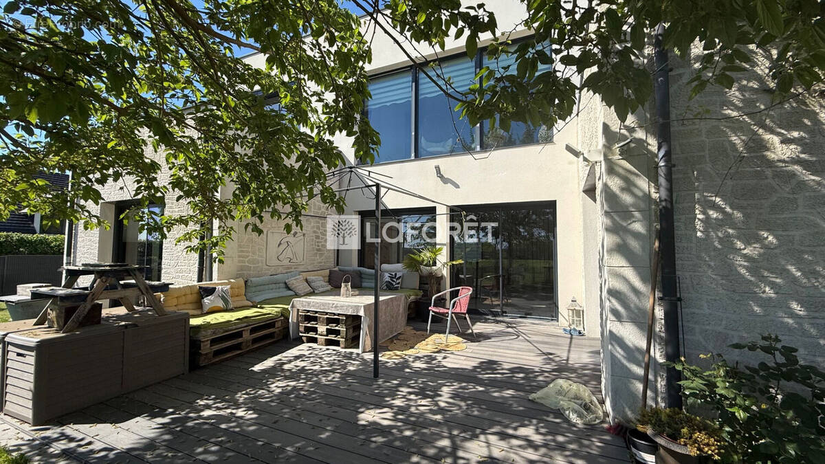 Maison à SAINT-JACQUES-SUR-DARNETAL