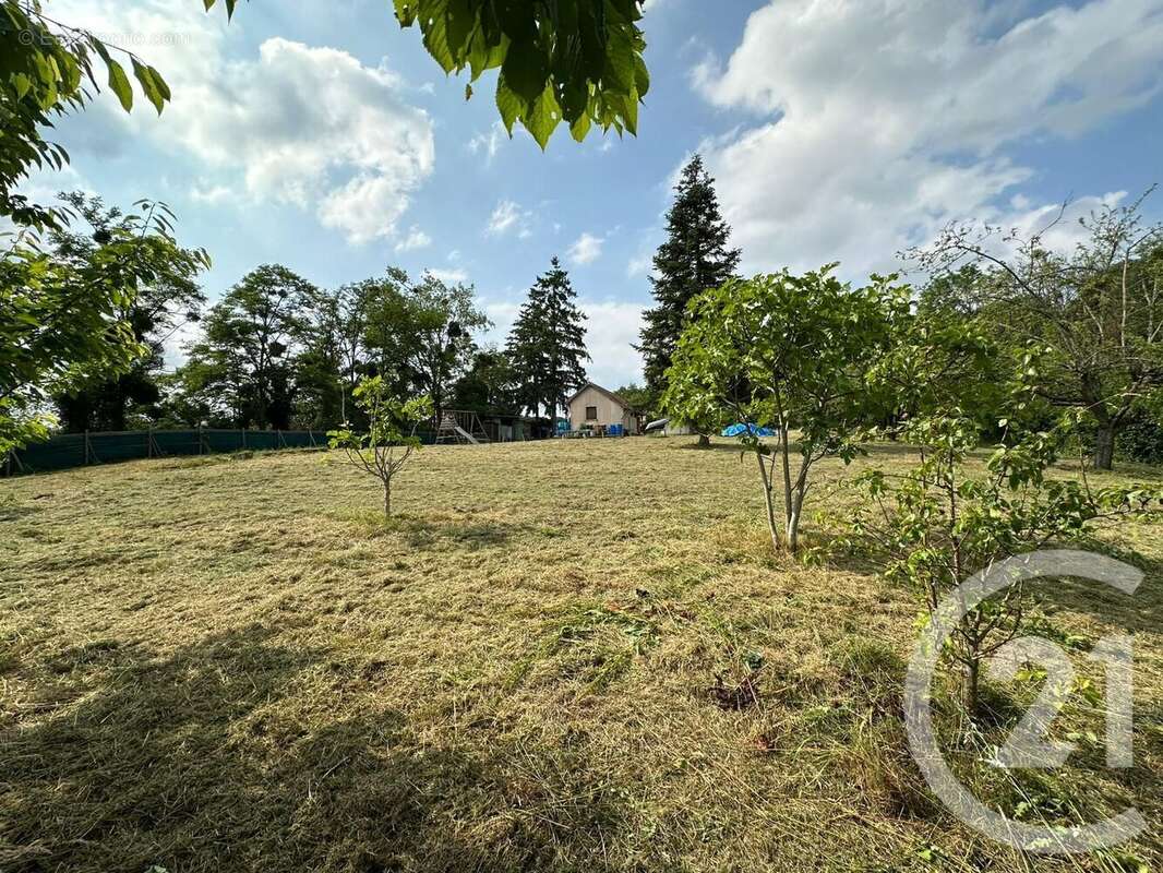 Terrain à SAINT-MARD