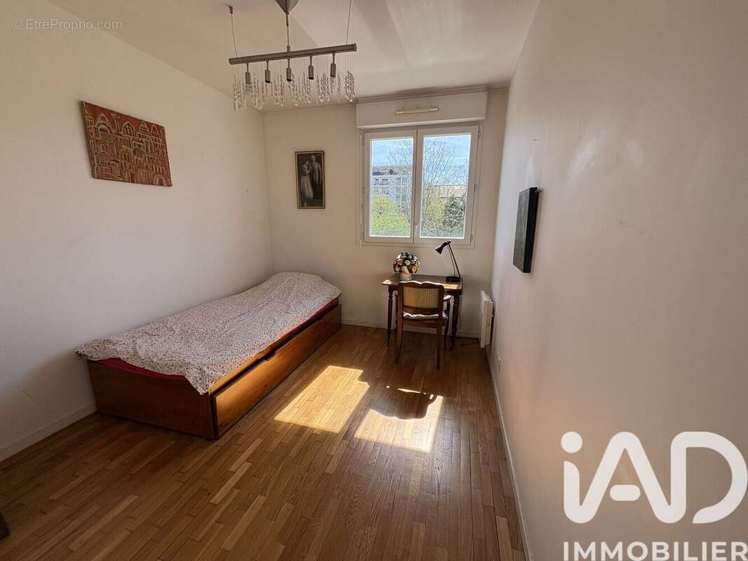 Photo 9 - Appartement à LE PERREUX-SUR-MARNE