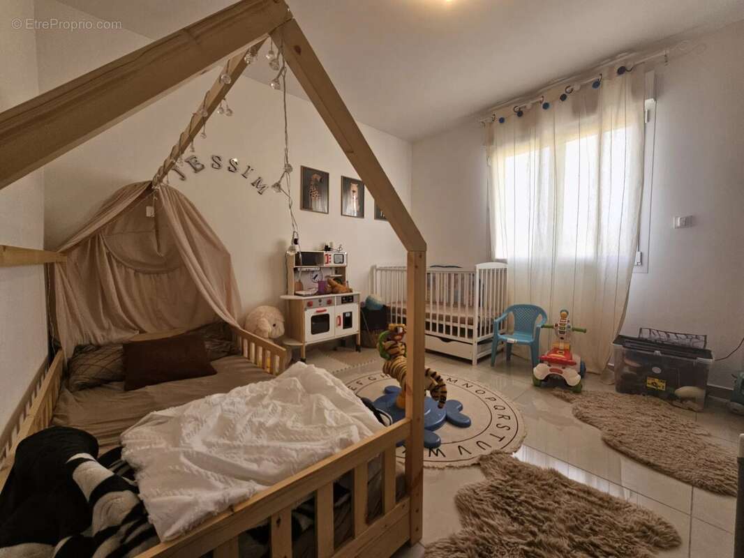 Maison à LES TOURRETTES