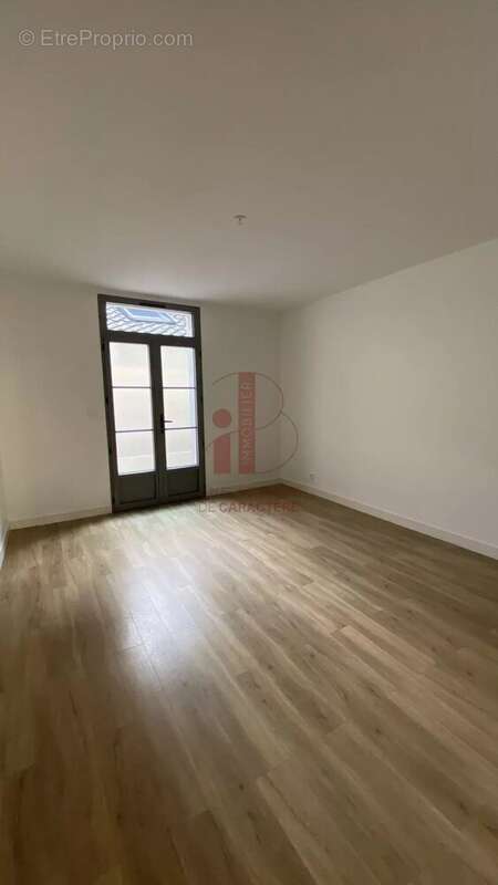 Appartement à FONTAINEBLEAU