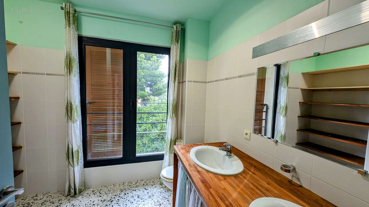 Maison à LAROQUE-DES-ALBERES