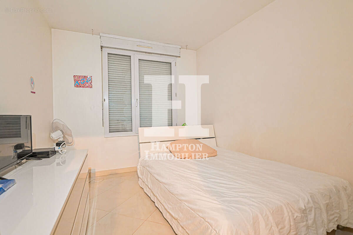 Appartement à PARIS-19E