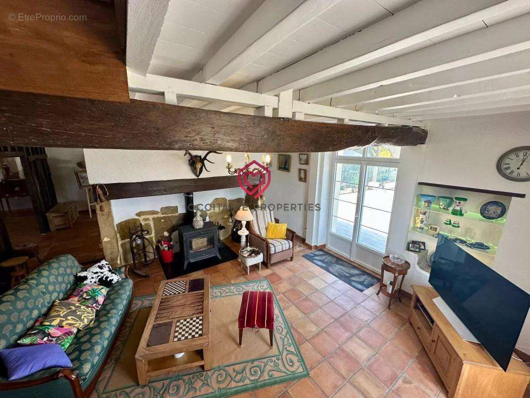 Belle maison 3 chambres avec piscine à Projan - photo 8
