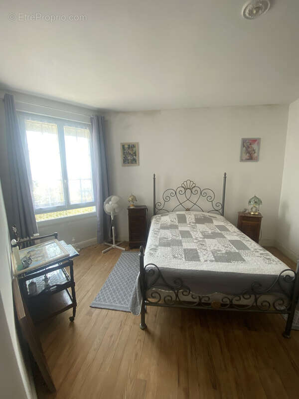 Autre à BARRAIS-BUSSOLLES