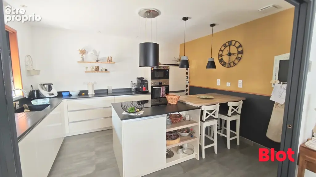 Maison 169 m² à Saint-Malo  - photo 5