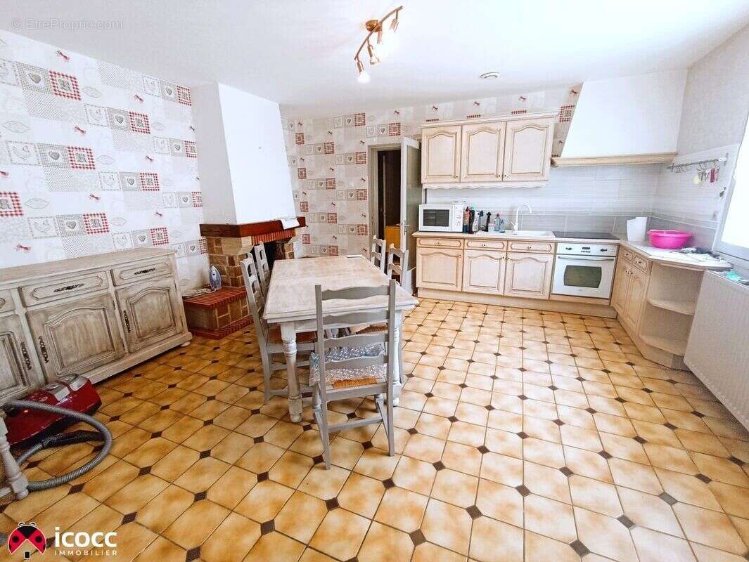 Maison 93 m² à La Couture  - photo 3