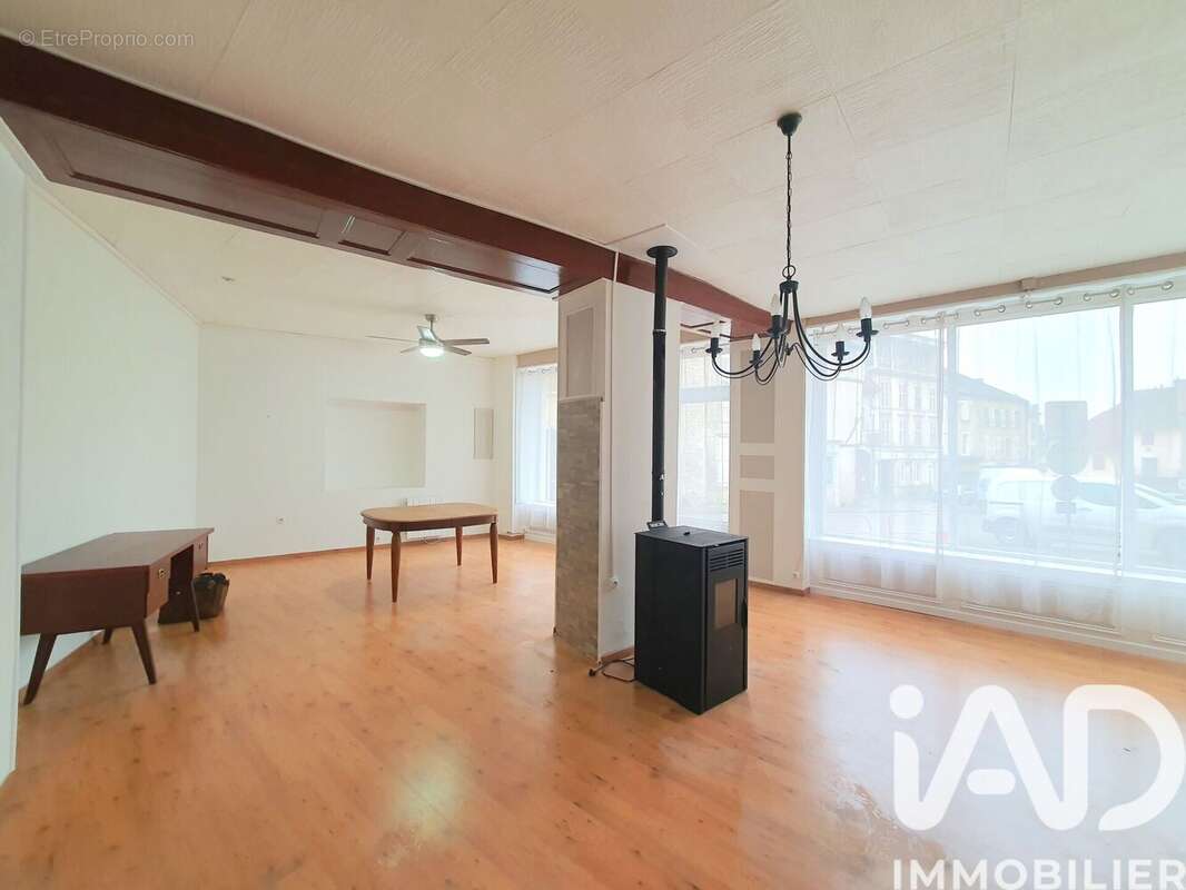 Photo 2 - Maison à JUSSEY