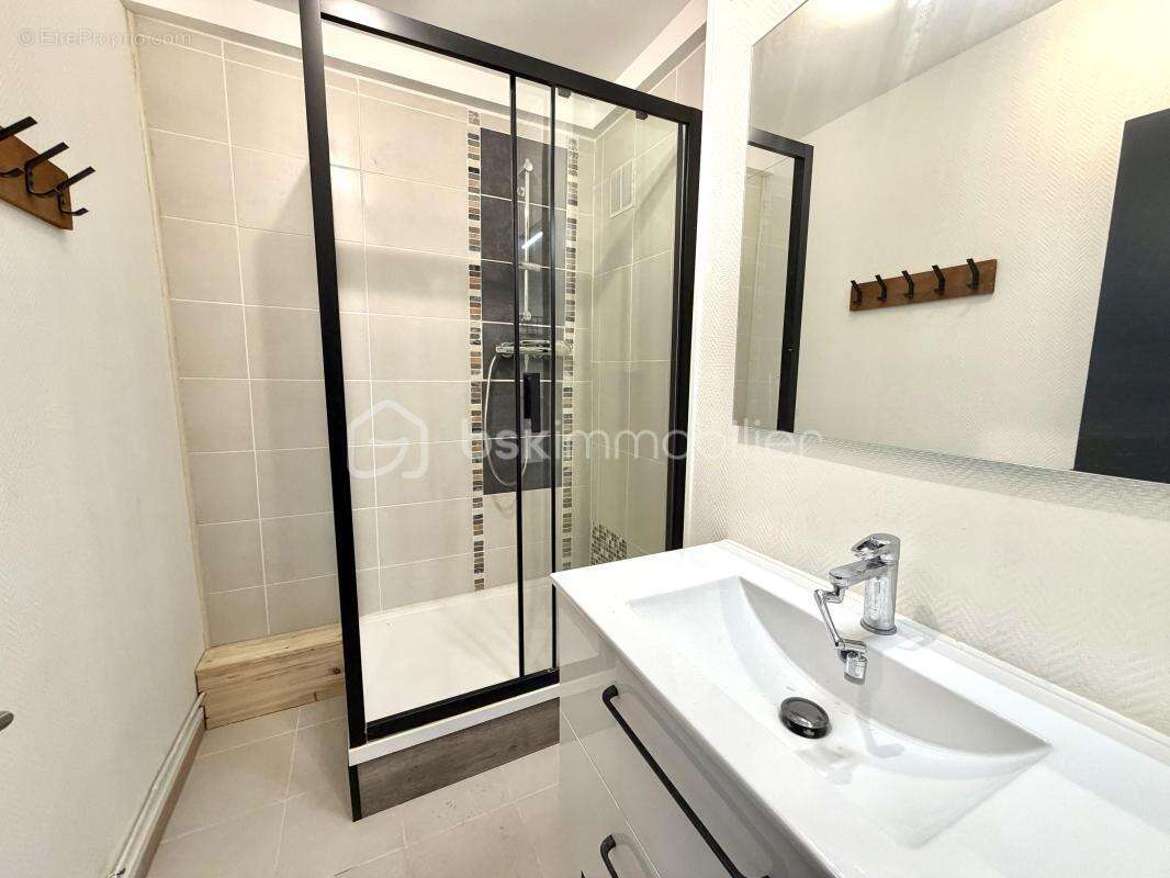 Appartement à MONT-SAINT-AIGNAN