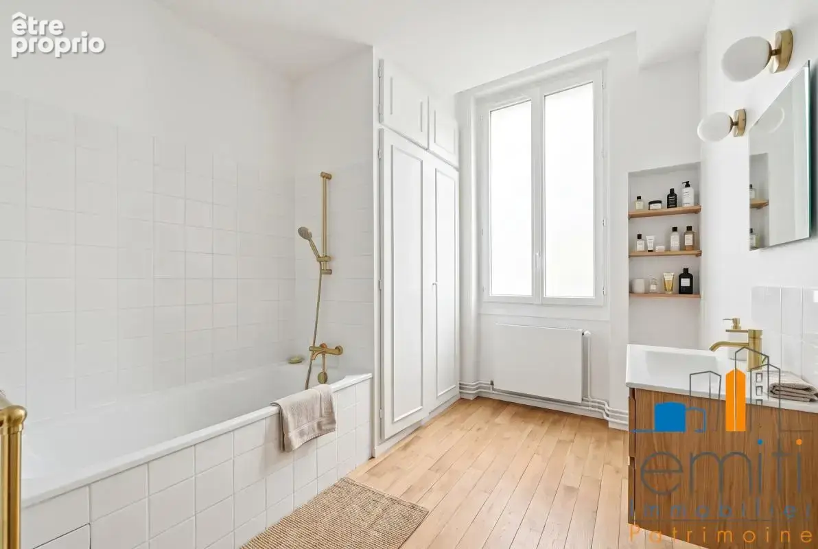 T4 de 93 m² Carrez + 12 m² de loggia vitrée – Carmes / Esquirol - Rue des Couteliers - photo 5