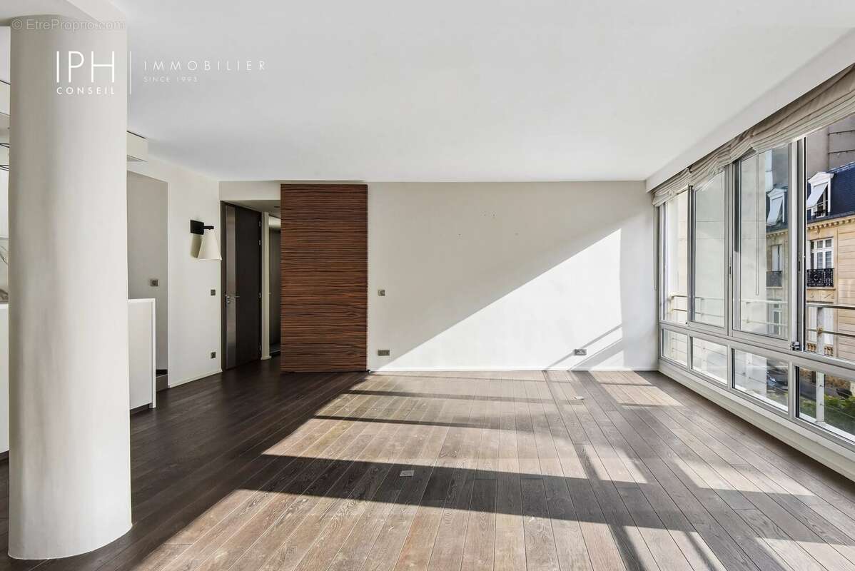 Appartement rénové, lumineux et proche commodités - photo 6