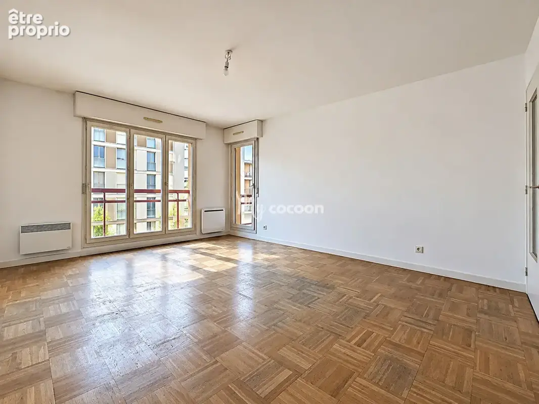 Place Saint Louis - T3 - 70 m² - Balcon Cave - photo 3