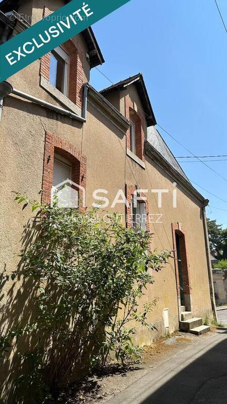 Photo 1 - Maison à LAVAL
