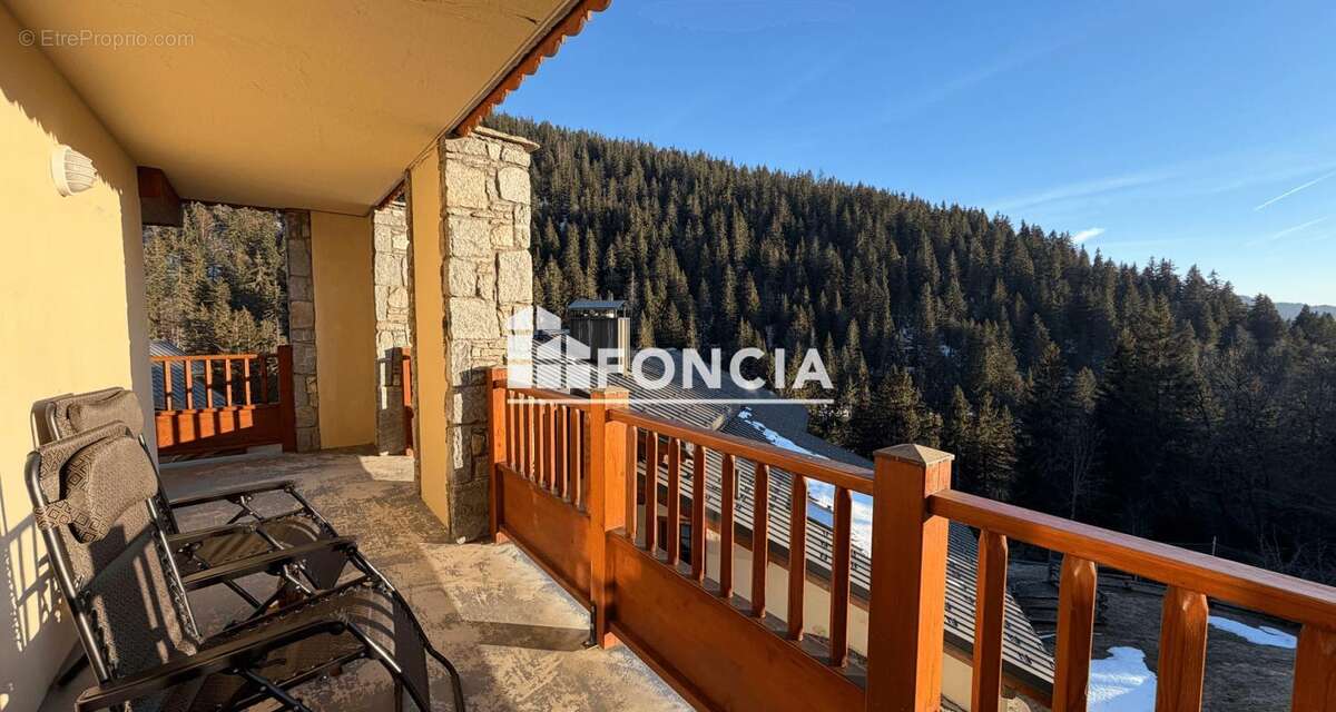 Appartement à CREST-VOLAND