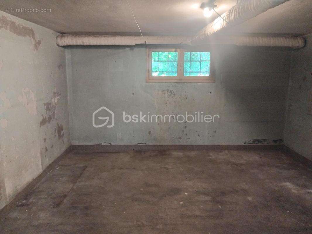 A saisir Maison à réfraîchir fleury les aubrais centre avec forts potentiels d'aménagement - photo 12