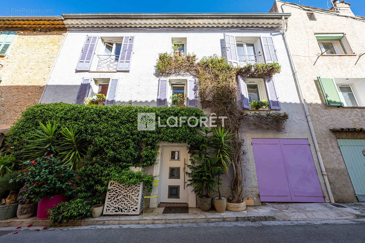 Maison à MOUANS-SARTOUX