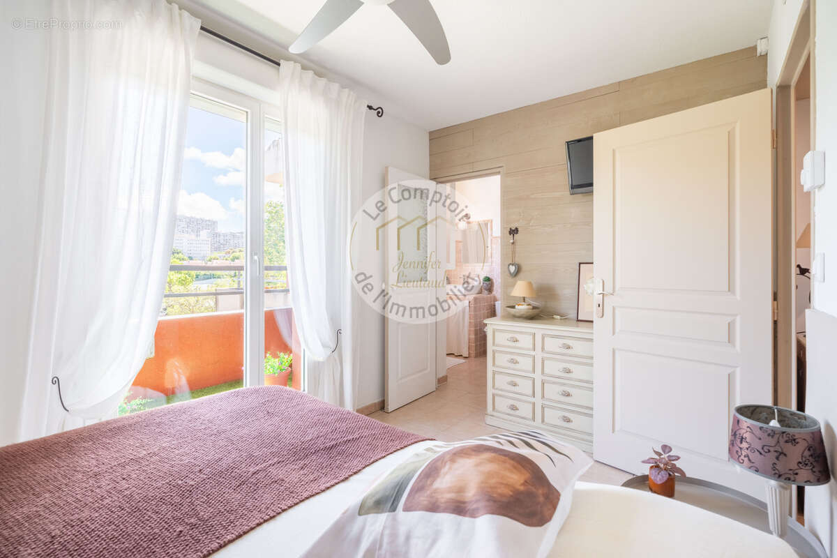 Appartement à MARSEILLE-9E