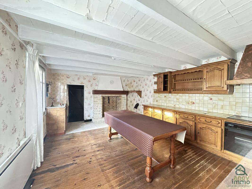 A vendre en face de l'abbaye de bassac, maison de village (7 - photo 3