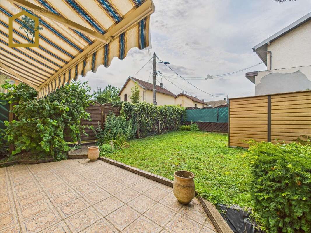 Maison à AUDINCOURT