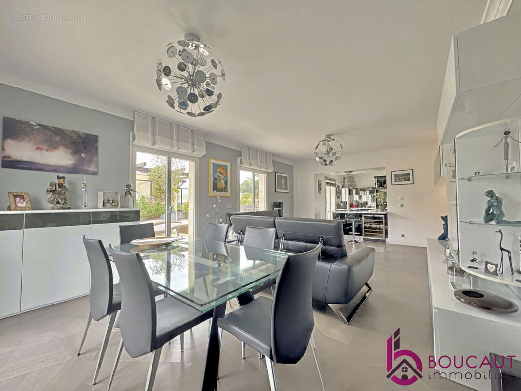 Appartement à CHATENAY-MALABRY