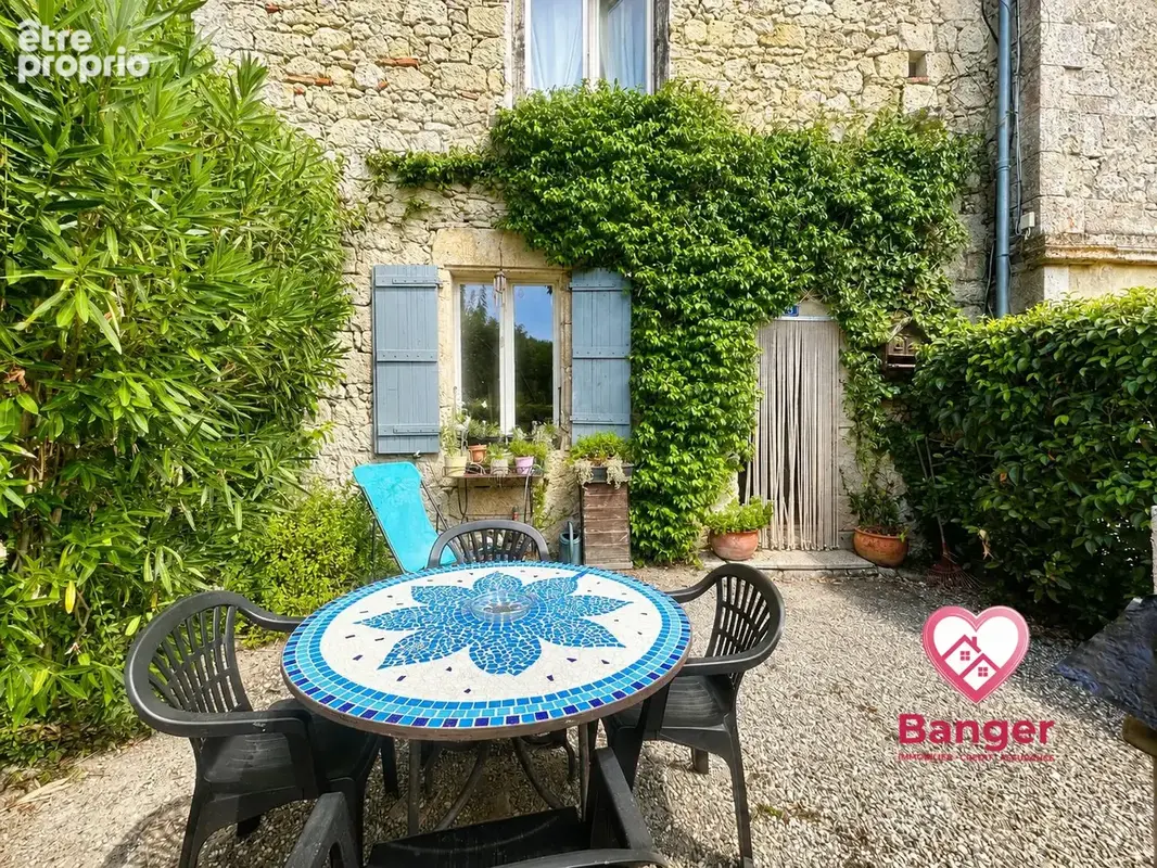 Maison à MAUROUX