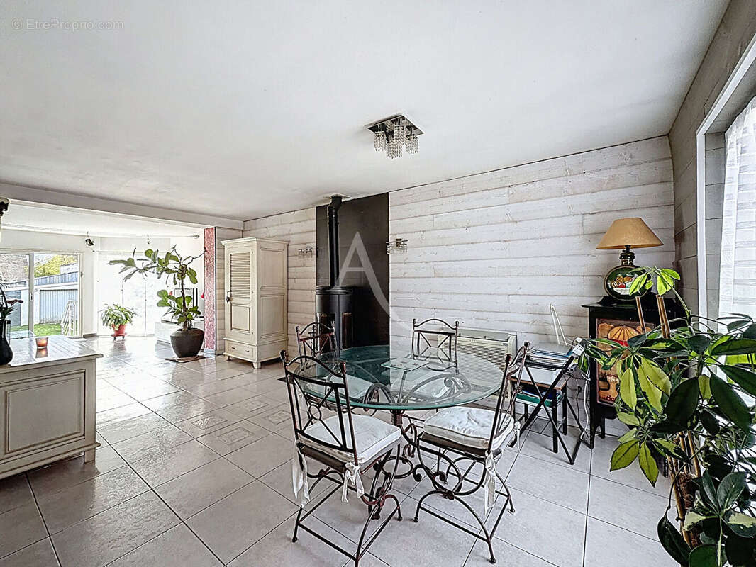 Maison à MITRY-MORY