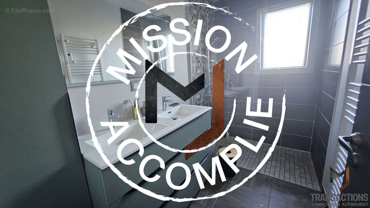 Maison à SAINT-HILAIRE-DE-CHALEONS