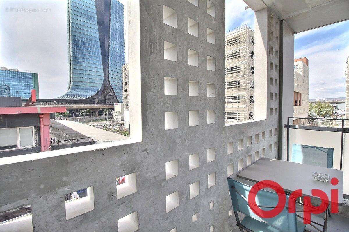 Appartement à MARSEILLE-2E