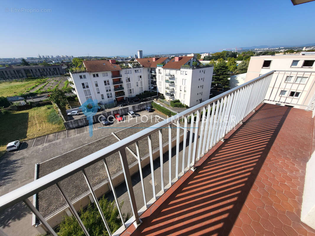 Appartement à VENISSIEUX