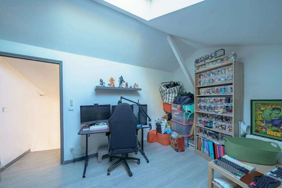 Appartement à MARSEILLE-16E